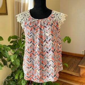 Top with beautiful sleeves